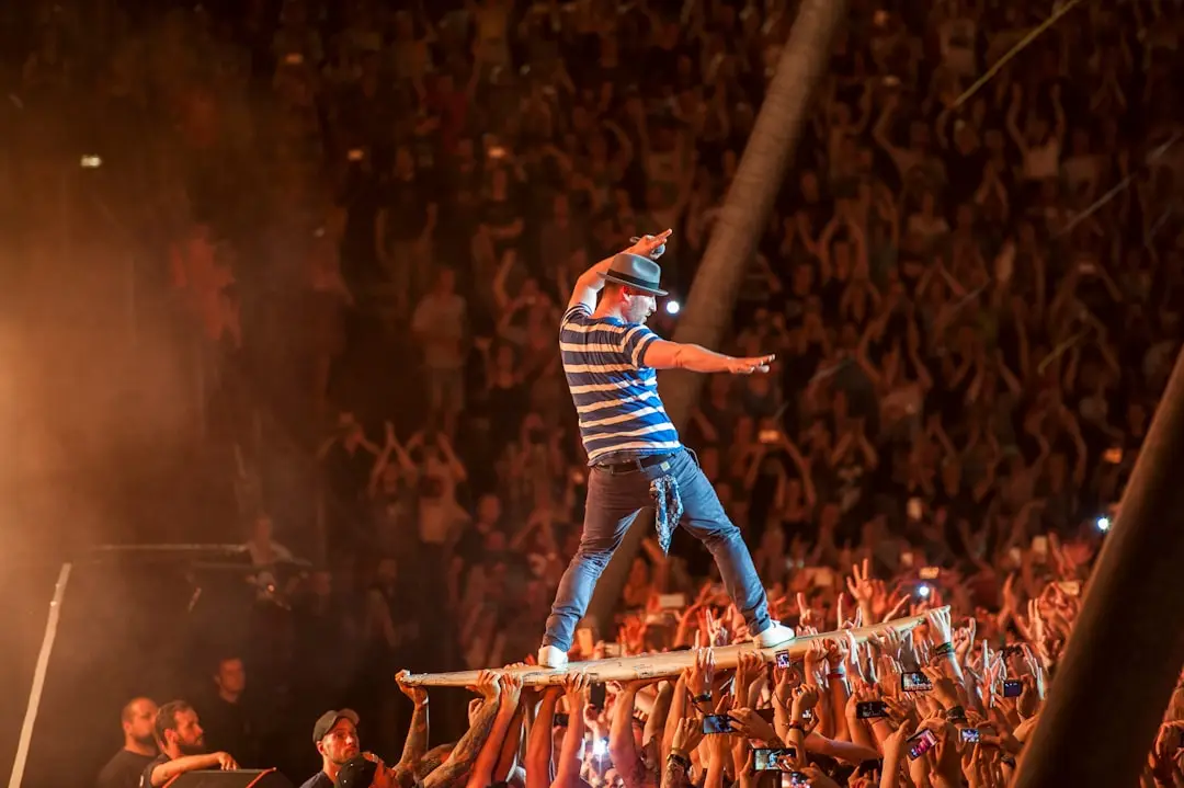 Bruno Mars i Stockholm – äntligen en episk konsertupplevelse illustration